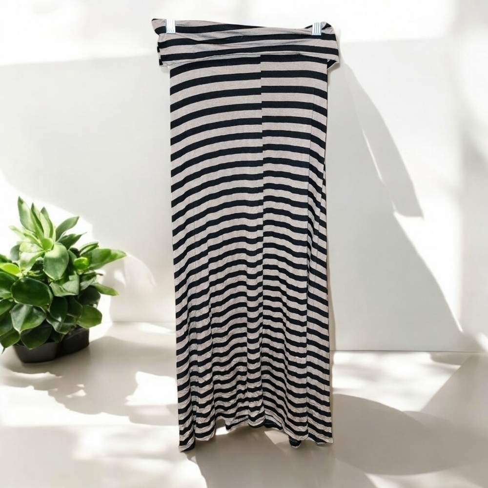ASHLEY BLUE NAVY AND WHITE STRIPED LONG MAXI SKIRT SIZE XL ELASTIC WAIST STRETCH